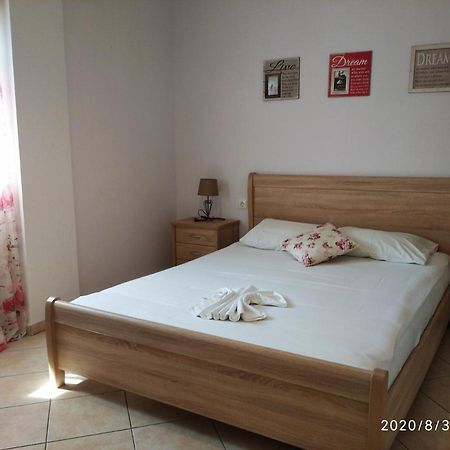 "Villa Kanavos" Apts Matala Exteriör bild