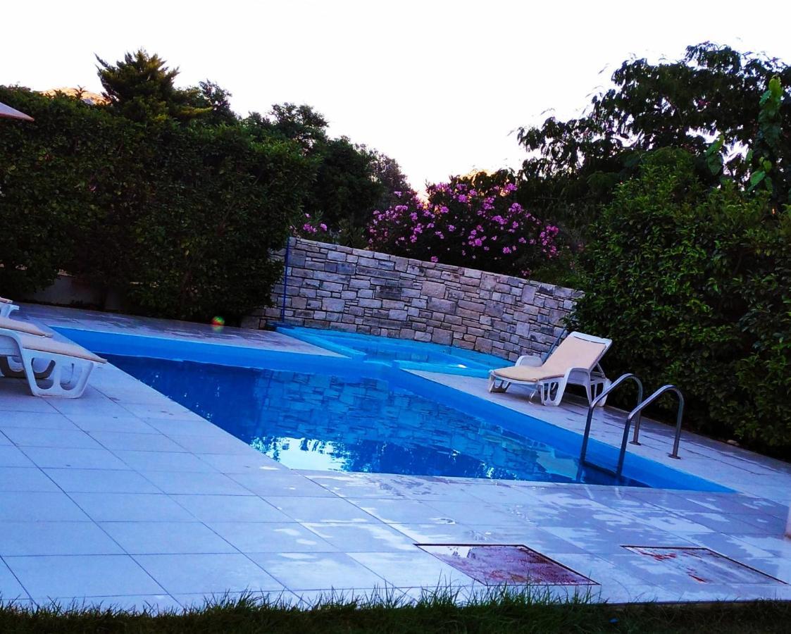 "Villa Kanavos" Apts Matala Exteriör bild