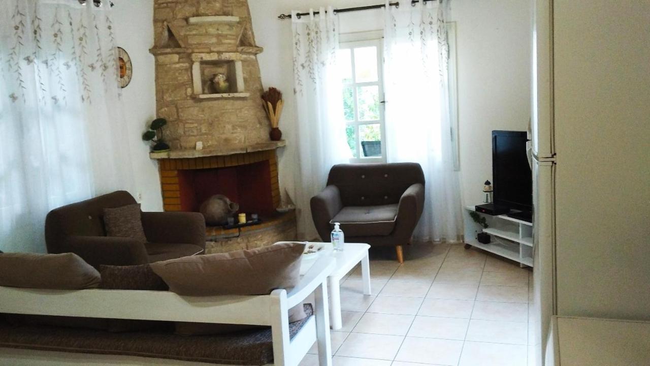"Villa Kanavos" Apts Matala Exteriör bild