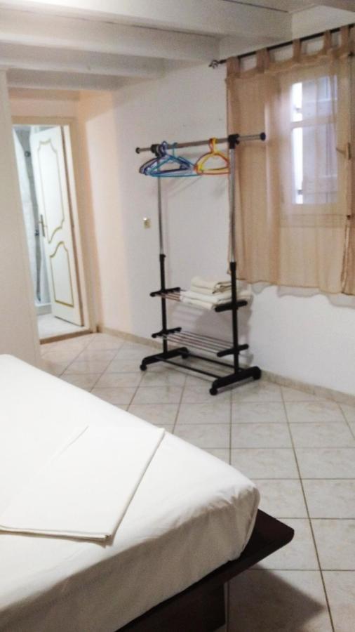 "Villa Kanavos" Apts Matala Exteriör bild