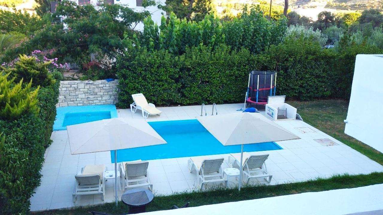 "Villa Kanavos" Apts Matala Exteriör bild